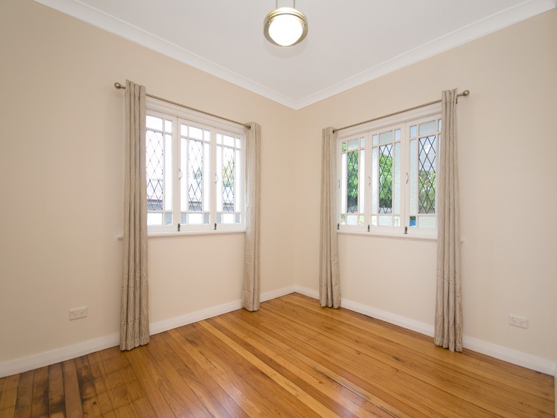15 Windeyer Street, Bald Hills QLD 4036
