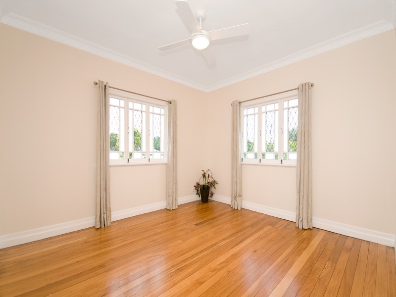 15 Windeyer Street, Bald Hills QLD 4036