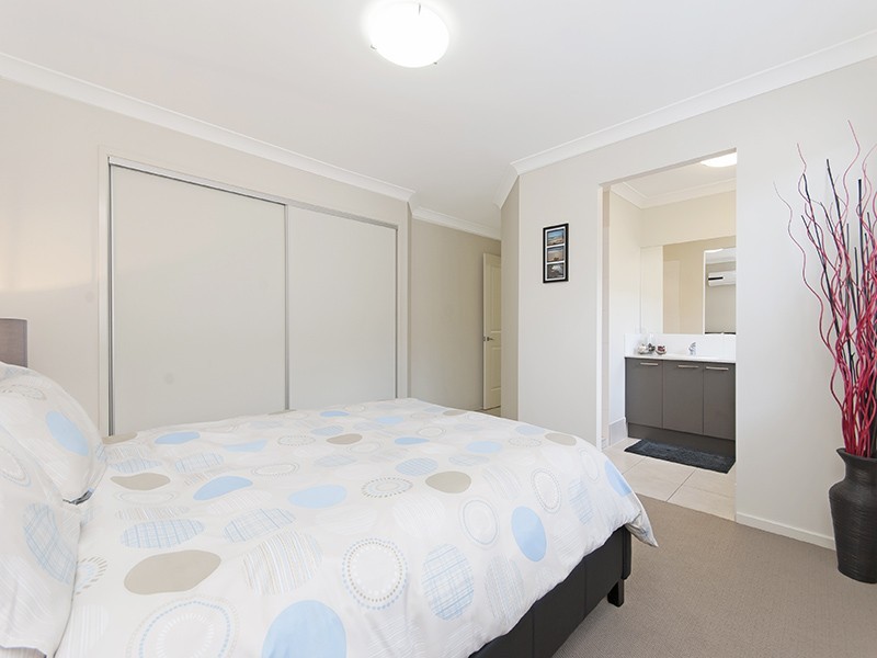 15 Lillydale Street, Carseldine QLD 4034