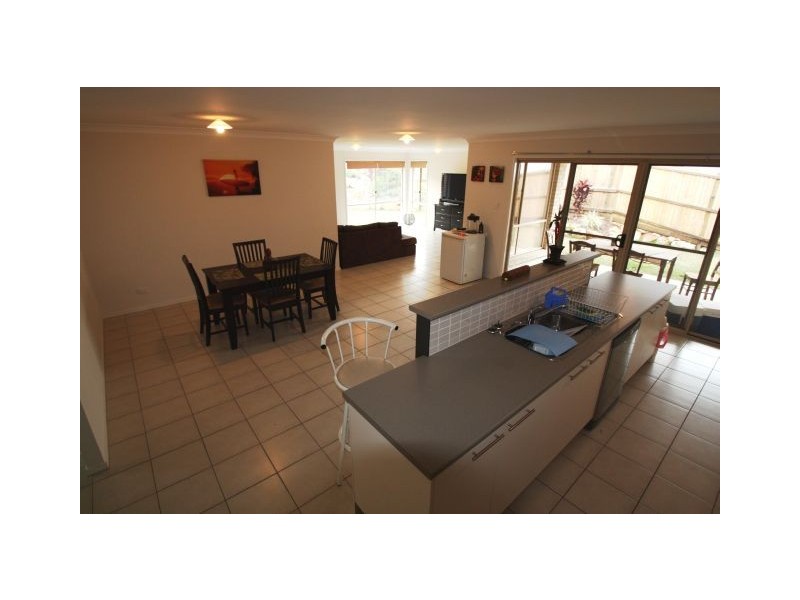 116 Kurrajong Drive, Warner QLD 4500