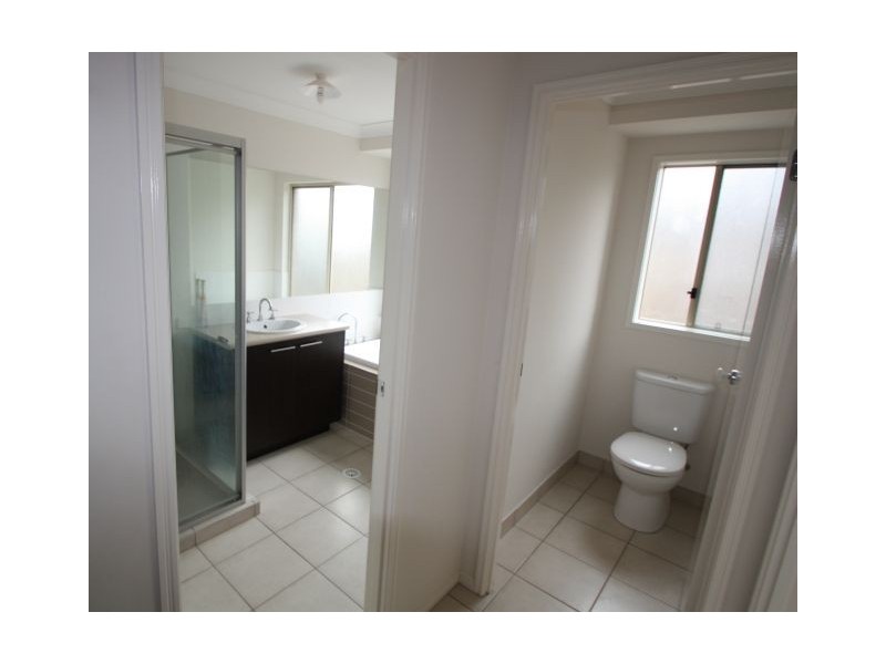 116 Kurrajong Drive, Warner QLD 4500