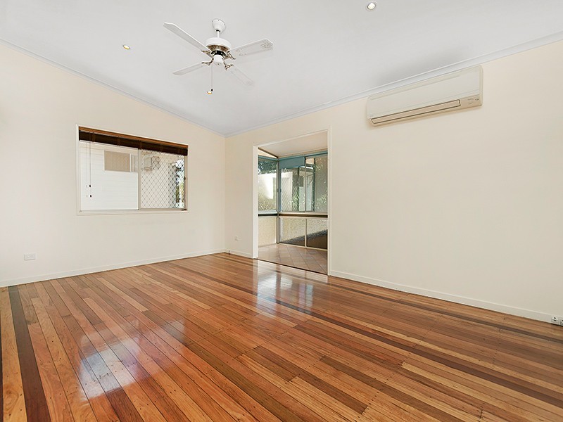 33 Bowen Street, Albany Creek QLD 4035