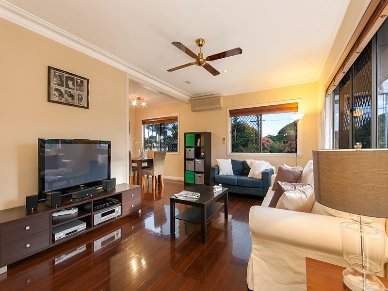 27 Listowel Street, Bald Hills QLD 4036