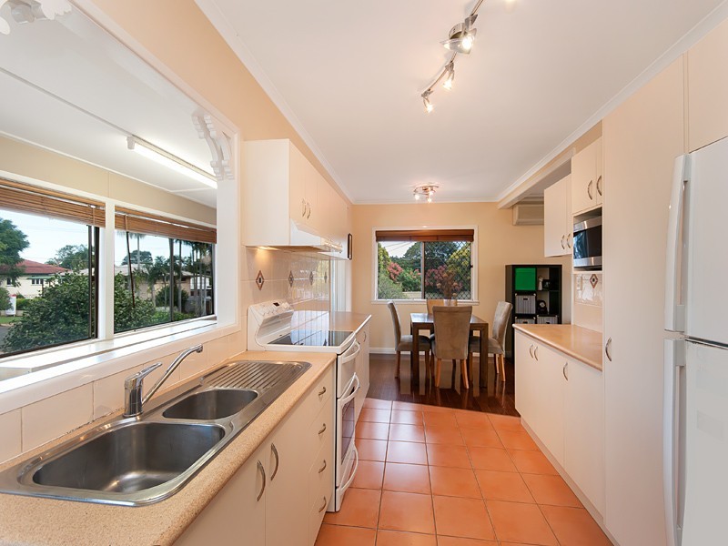 27 Listowel Street, Bald Hills QLD 4036