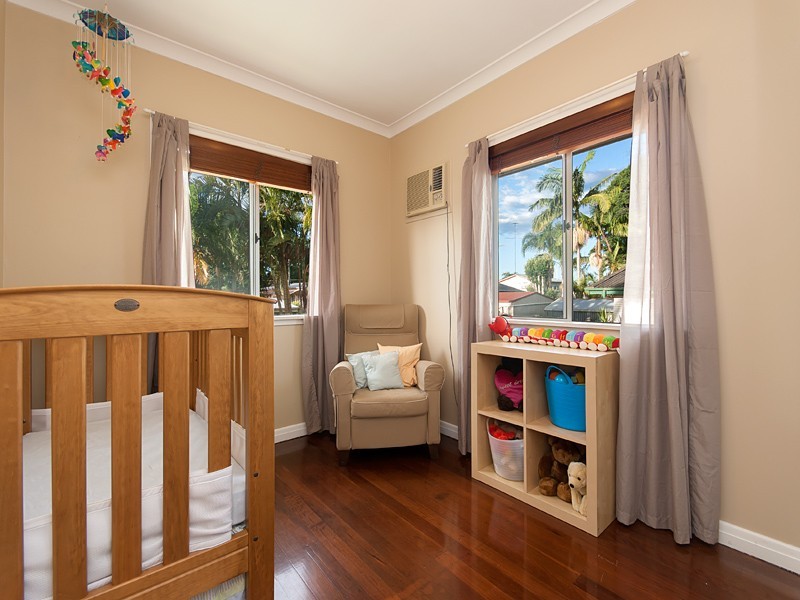 27 Listowel Street, Bald Hills QLD 4036