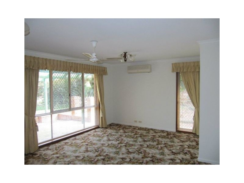 15 Camion Court, Petrie QLD 4502