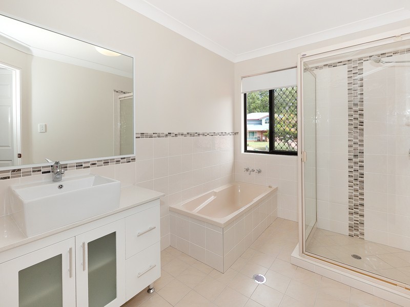 5 Manning Court, Murrumba Downs QLD 4503