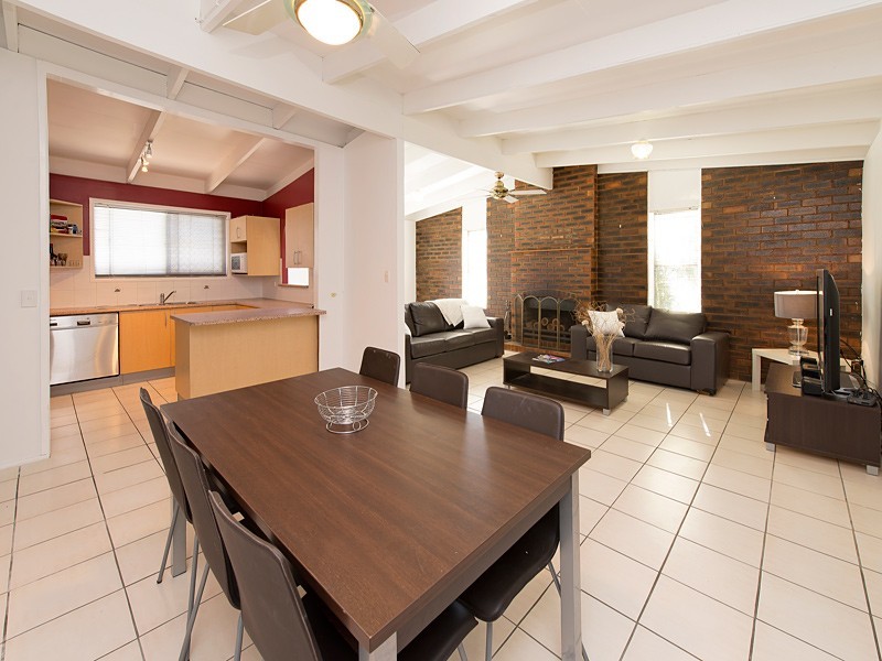 6 Meelagh Street, Bracken Ridge QLD 4017