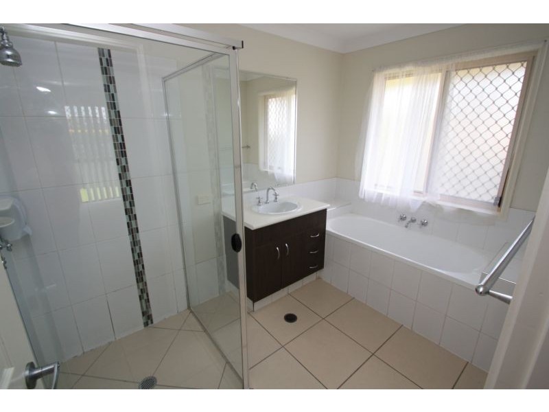 2 Camryn Court, Kallangur QLD 4503