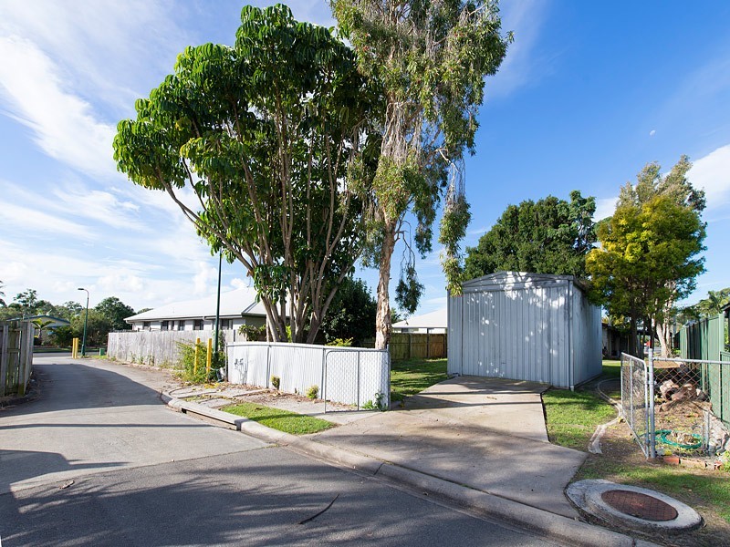 36 Dolphin Street, Deception Bay QLD 4508