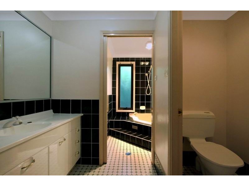 25 Longworth Crescent, Castle Hill NSW 2154