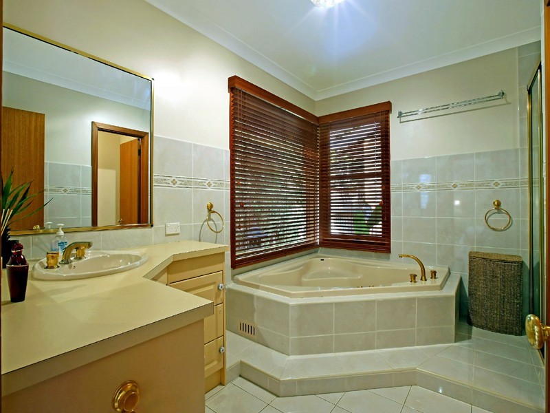 Castle Hill NSW 2154