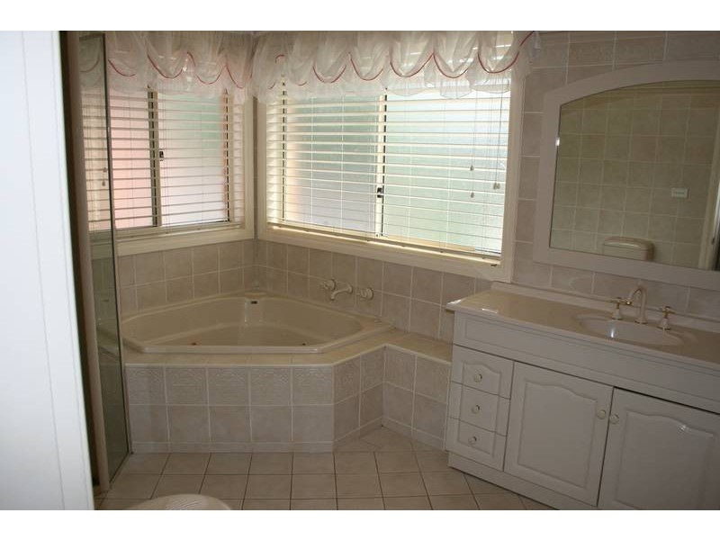 9 Cedar Grove, Castle Hill NSW 2154