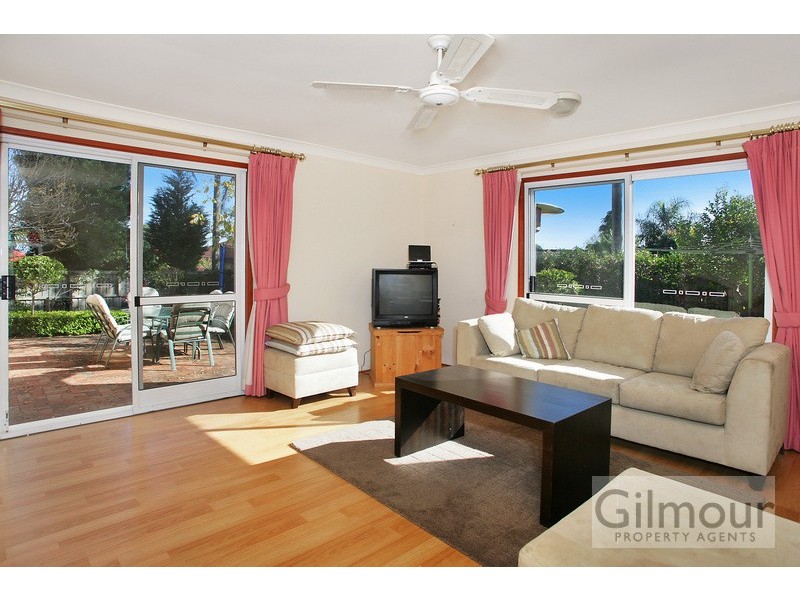 42 Battlement Crescent, Castle Hill NSW 2154