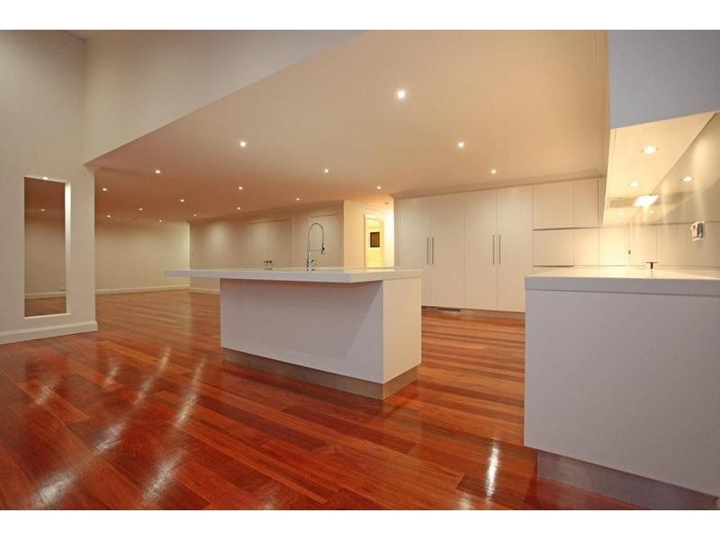 7 Woodchester Close, Castle Hill NSW 2154