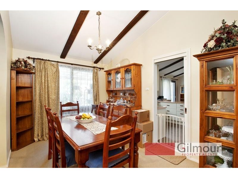 18 Dresden Avenue, Castle Hill NSW 2154