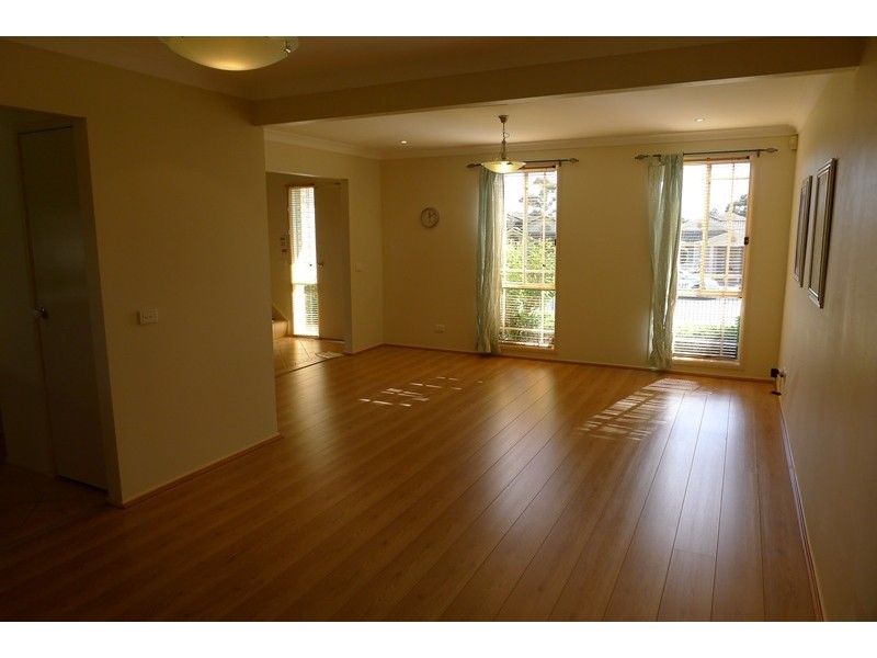 17 Perkins Drive, Kellyville NSW 2155