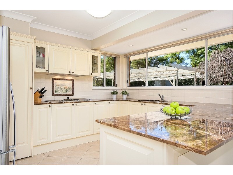 17 Ridgecrop Drive, Castle Hill NSW 2154