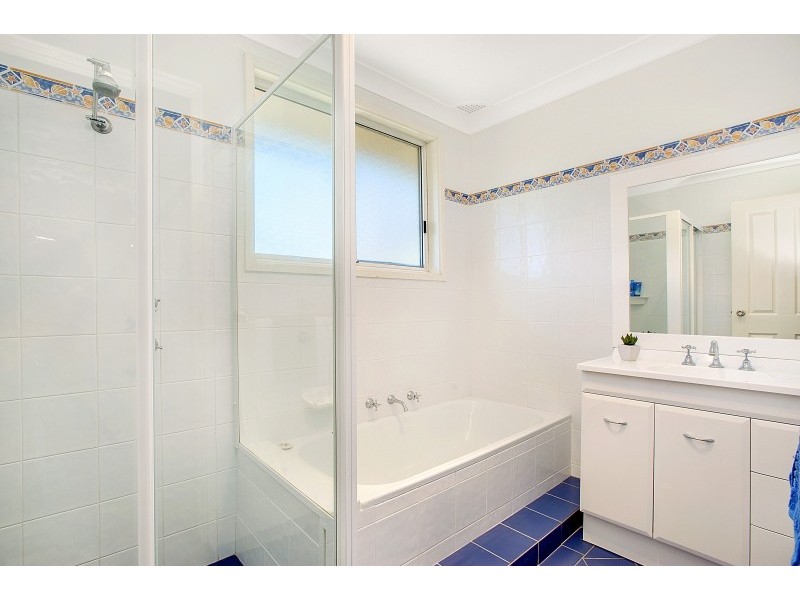 17 Ridgecrop Drive, Castle Hill NSW 2154