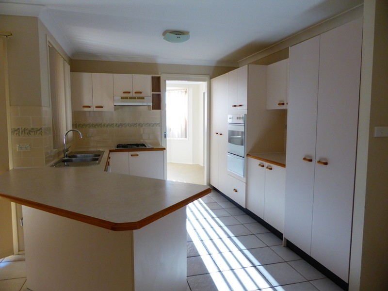 12 Blacksmith Close, Stanhope Gardens NSW 2768