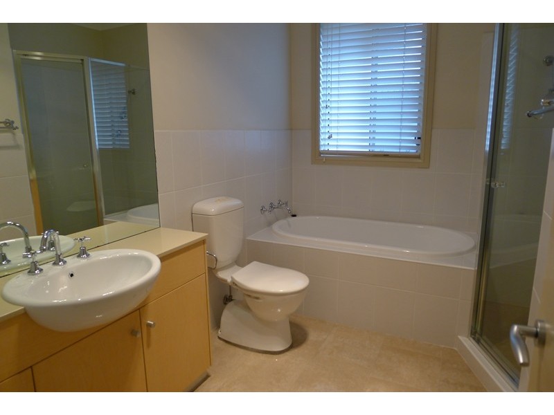 4/11 Harrington Avenue, Castle Hill NSW 2154