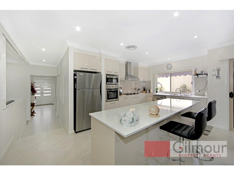 19 Honeyeater Crescent, Beaumont Hills NSW 2155