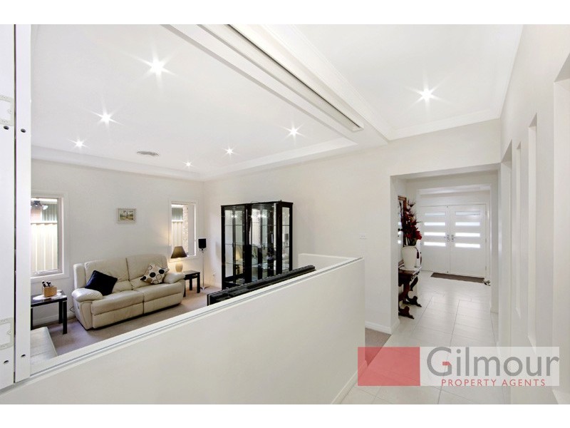 19 Honeyeater Crescent, Beaumont Hills NSW 2155