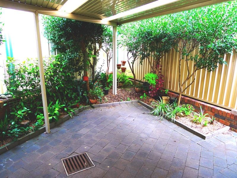 2/28 Garthowen Crescent, Castle Hill NSW 2154