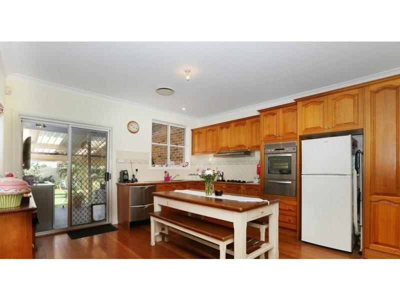 17 Picasso Crescent, Old Toongabbie NSW 2146
