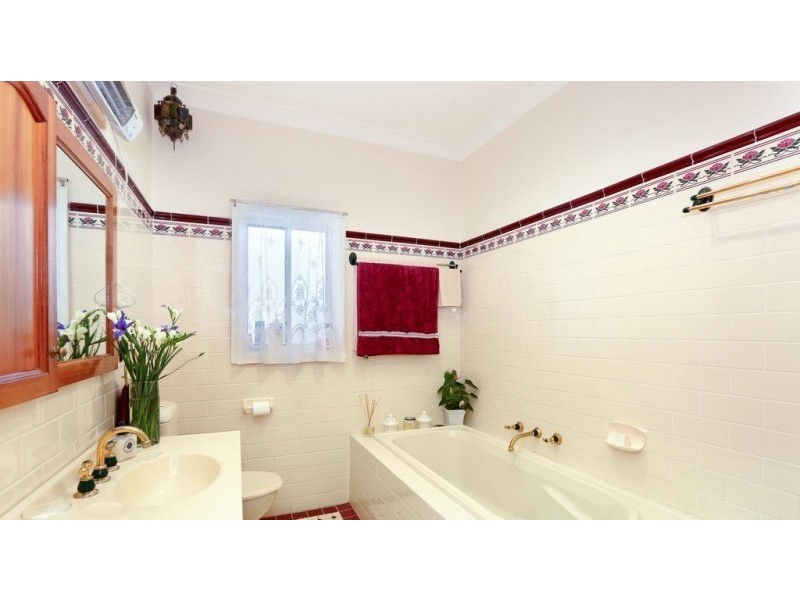 17 Picasso Crescent, Old Toongabbie NSW 2146