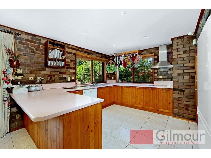 10 Lockhart Avenue, Castle Hill NSW 2154