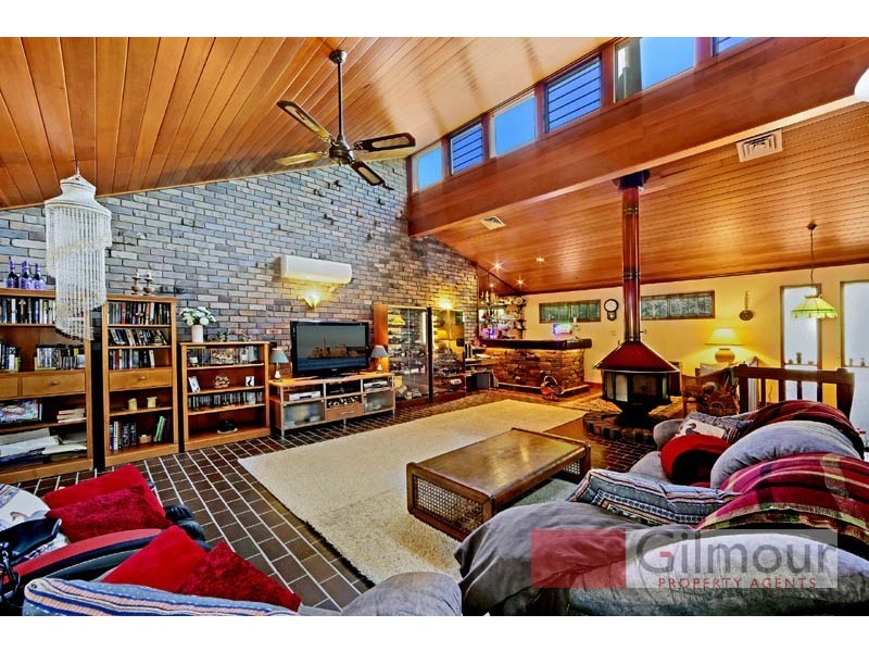 10 Lockhart Avenue, Castle Hill NSW 2154