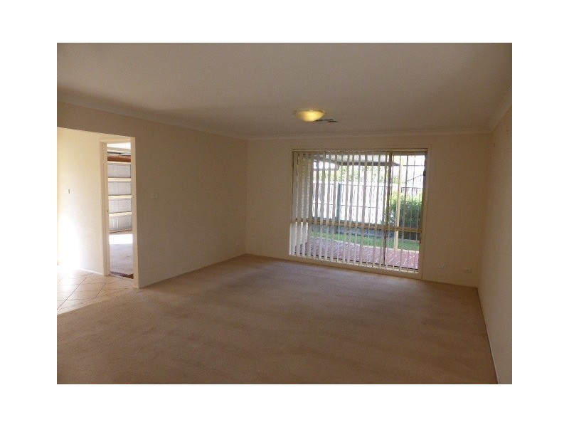 110 James Mileham Drive, Kellyville NSW 2155