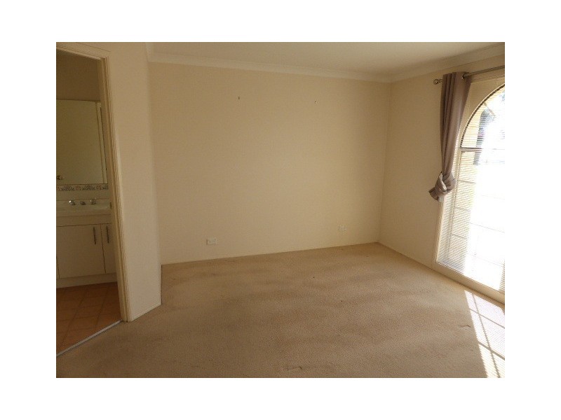 110 James Mileham Drive, Kellyville NSW 2155