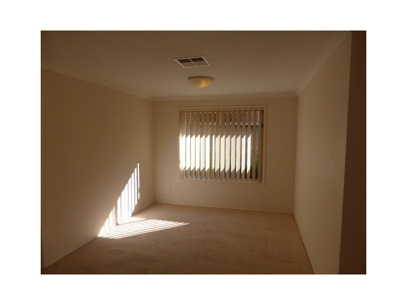 110 James Mileham Drive, Kellyville NSW 2155