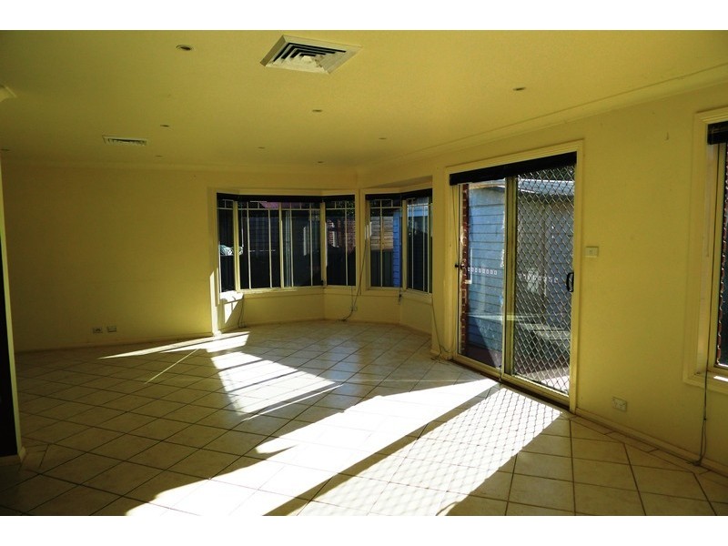 26 Tremain Avenue, Kellyville NSW 2155