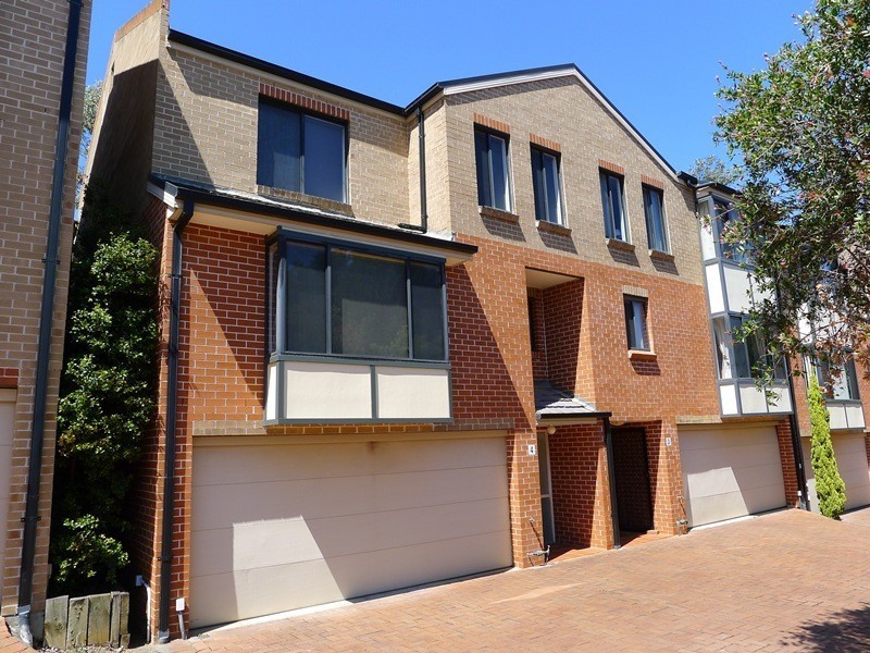 4/2 Parsonage Road, Castle Hill NSW 2154