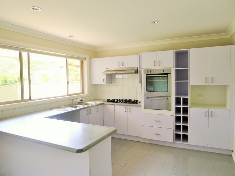 190 Ridgecrop Drive, Castle Hill NSW 2154