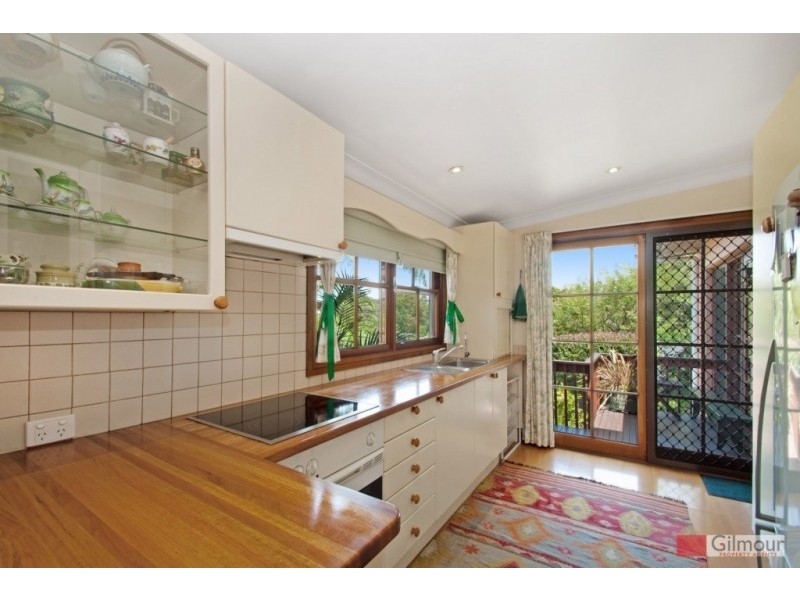 22 Dan Crescent, Castle Hill NSW 2154