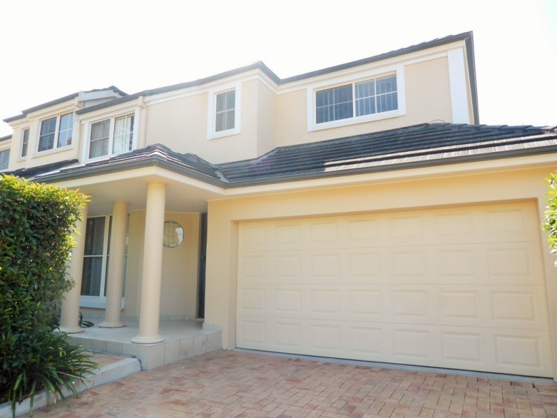 112 Harrington Avenue, Castle Hill NSW 2154