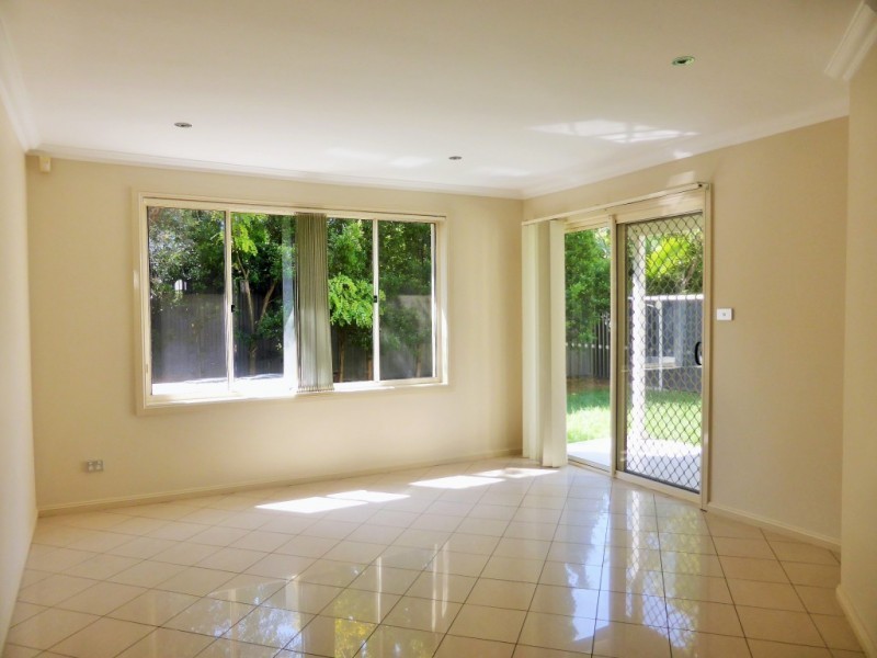 112 Harrington Avenue, Castle Hill NSW 2154