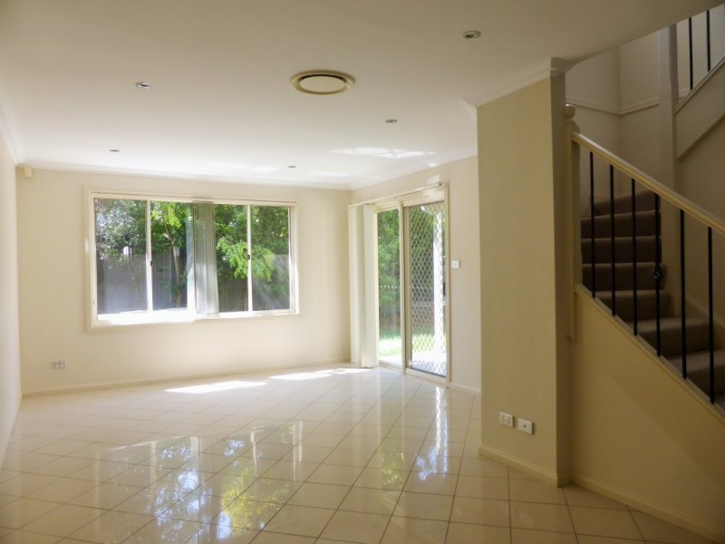 112 Harrington Avenue, Castle Hill NSW 2154