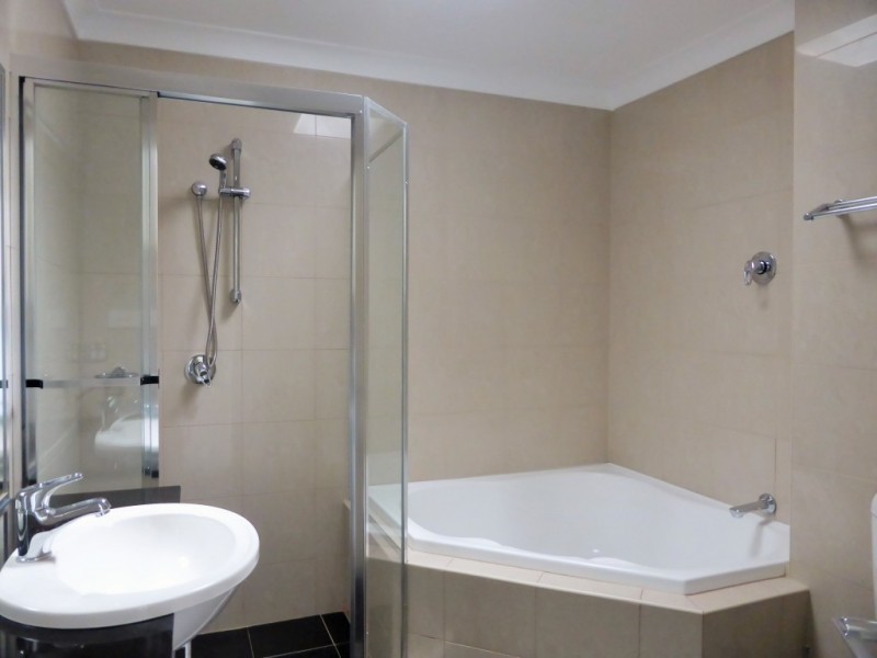 112 Harrington Avenue, Castle Hill NSW 2154