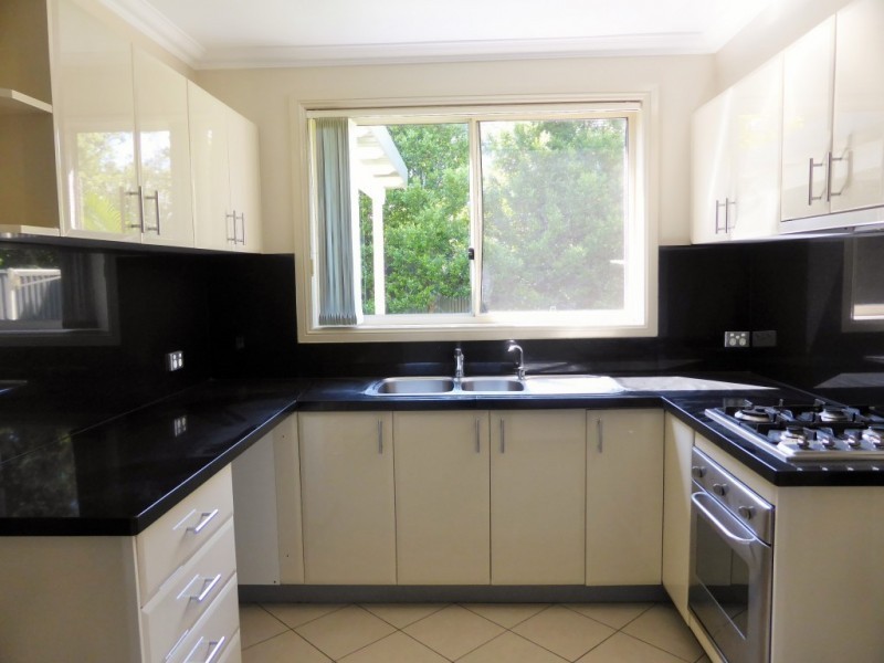 112 Harrington Avenue, Castle Hill NSW 2154