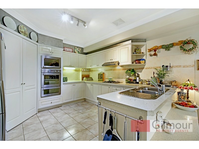 1/6 Ripley Glade, Bella Vista NSW 2153