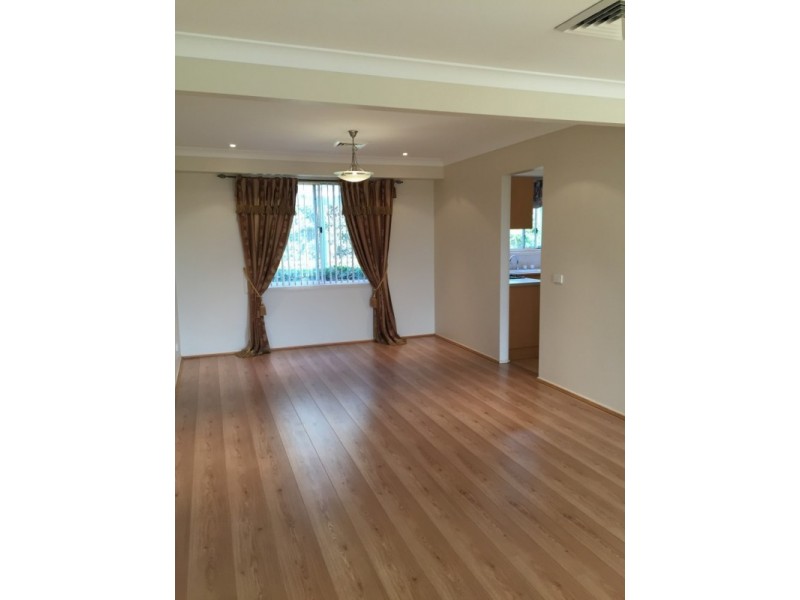 17 Perkins Drive, Kellyville NSW 2155