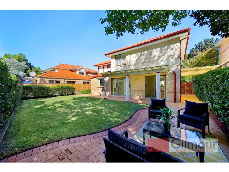 8 Longley Place, Castle Hill NSW 2154