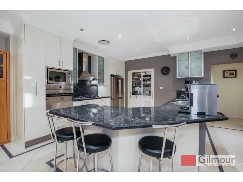 7 Saintly Court, Castle Hill NSW 2154