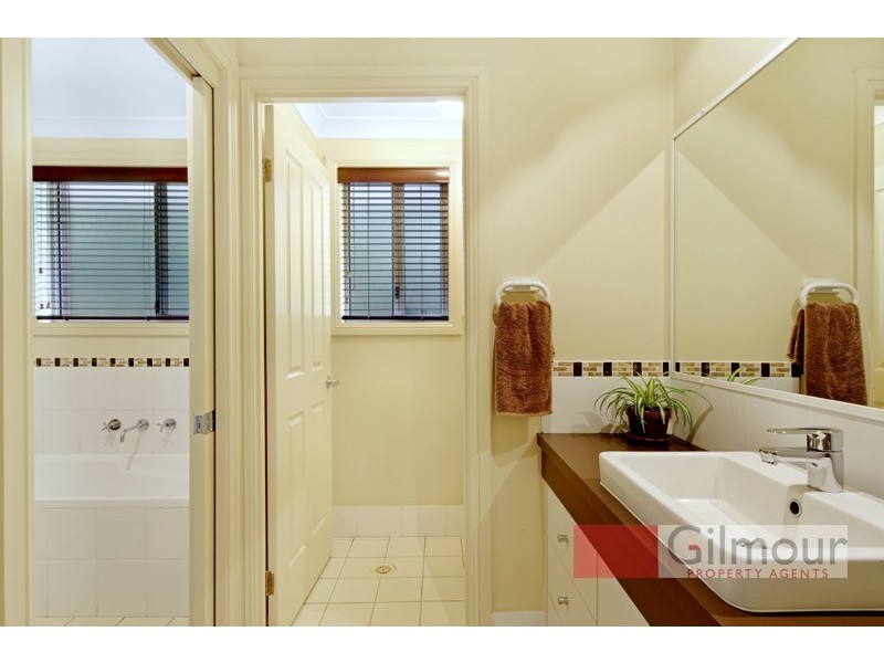 6/33 Kerrs Road, Castle Hill NSW 2154