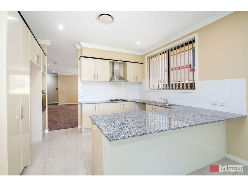 8 Jacqui Circuit, Baulkham Hills NSW 2153